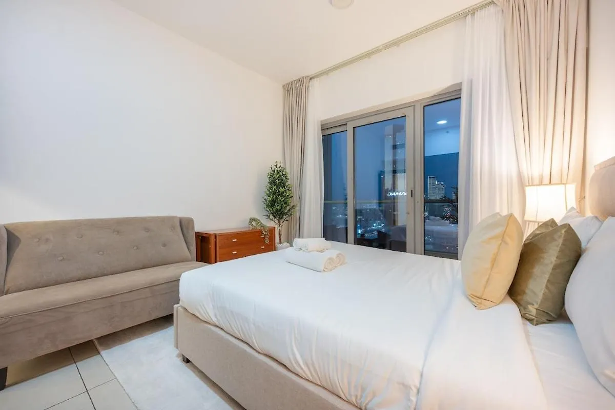 Classy 2-Bedrooms Apartment With Vintage-Inspired Furniture At Executive Tower M! Dubai